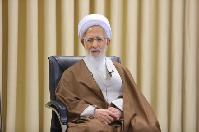  آمریکا و اسرائیل در مقابل ایران ذلیل شدند