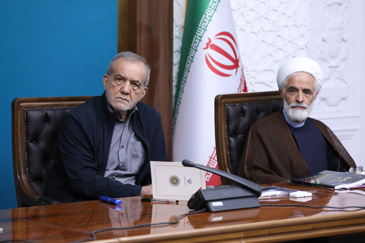 رئیس‌جمهور: قدرت بازدارندگی حقوقی ایران باید در مجامع جهانی تقویت شود